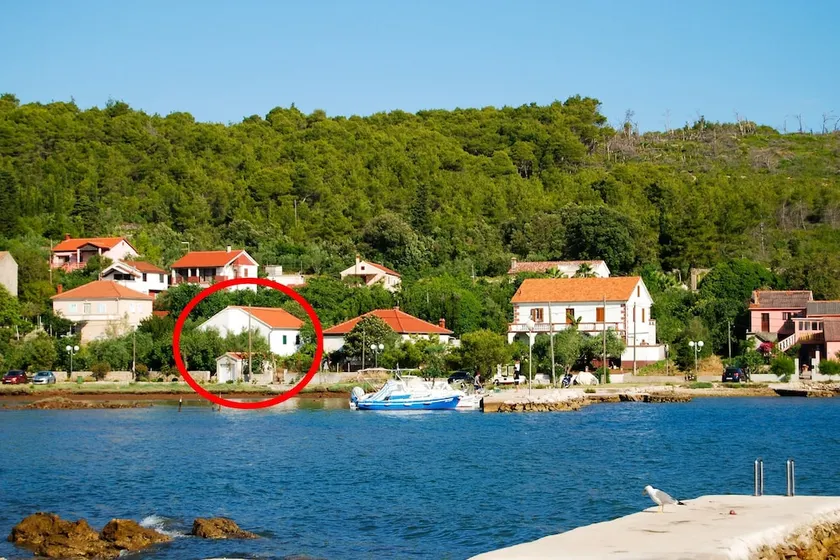 Seaside holiday house Lukoran, Ugljan (K-12355) - Image 1
