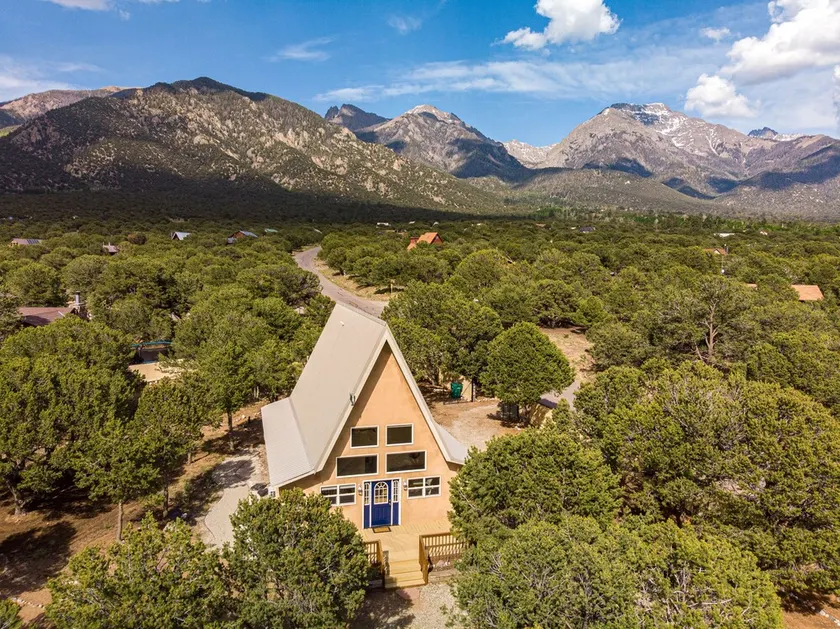 The Point: Crestone Vacation Home - Image 1