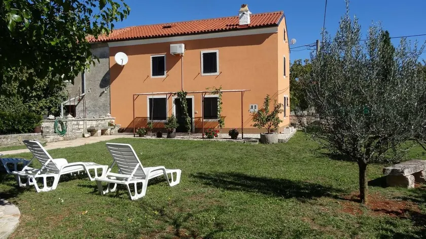 Holiday Home Mate Balota Cr - Image 1