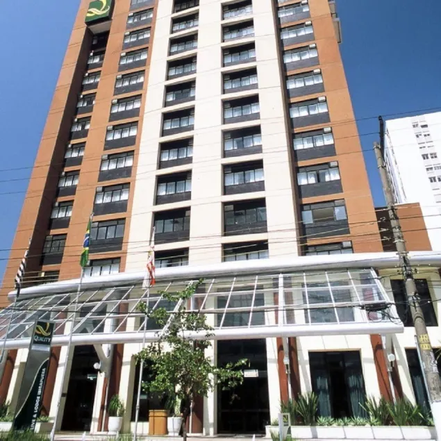 Flat in a great location in the hospital area - Image 1