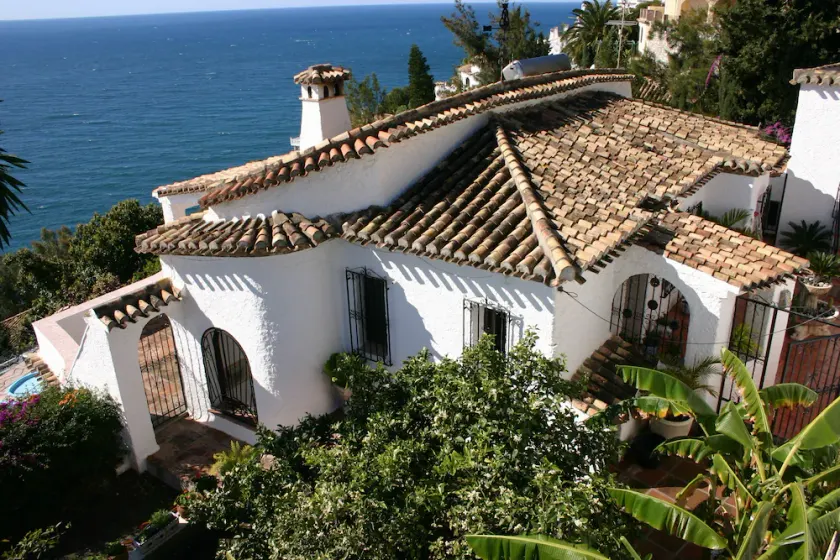 Fantastica vista sul mare, incantevole villa, piscina riscaldata. - Image 1