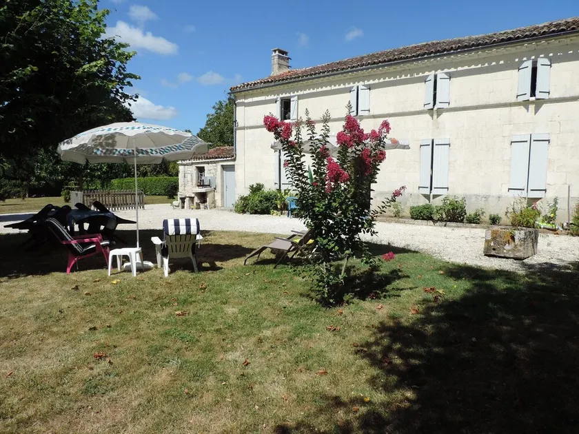 Chateau / Country House - Image 1