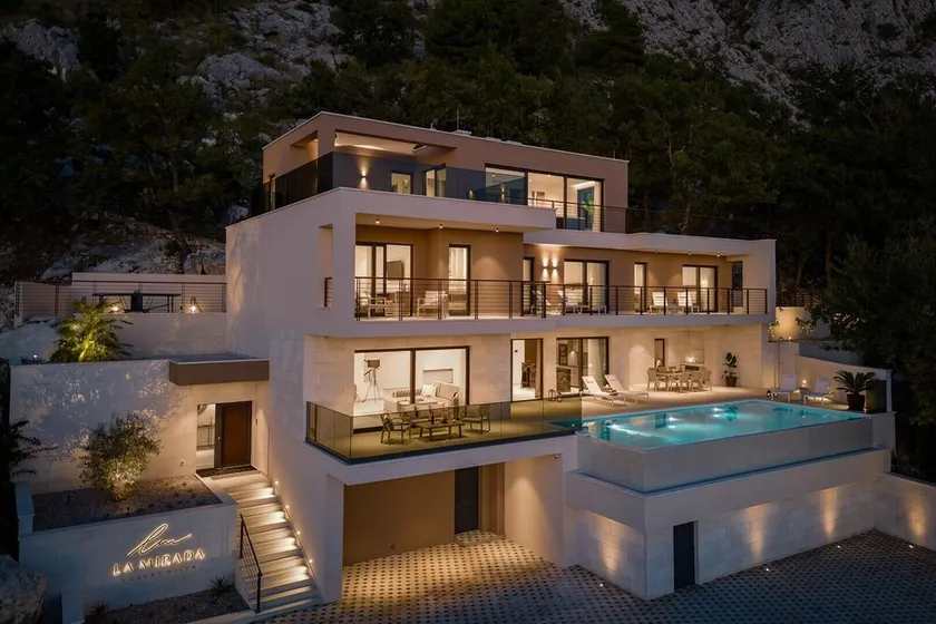 Luxury Villa La Mirada - Image 1