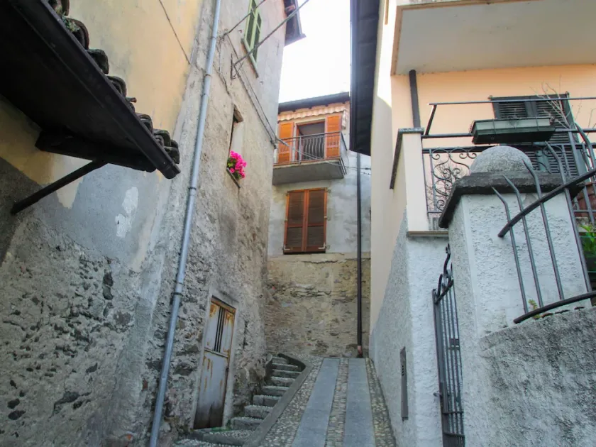 Cosy apartment for 3 people with A/C, WIFI, TV and balcony - Image 1