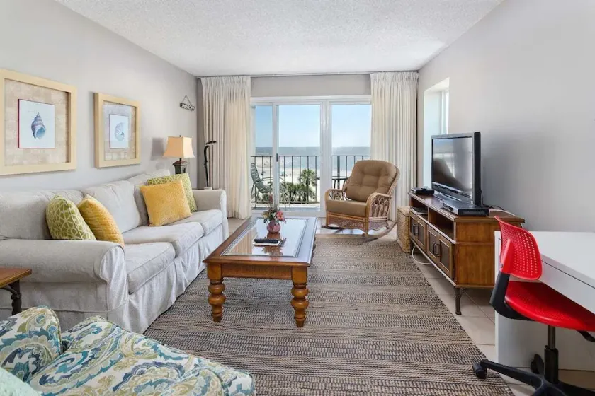 Perfect Beachfront Condo with Direct Ocean View - Image 1