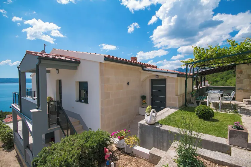 Apartments Villa Nadalina Deluxe - Image 1