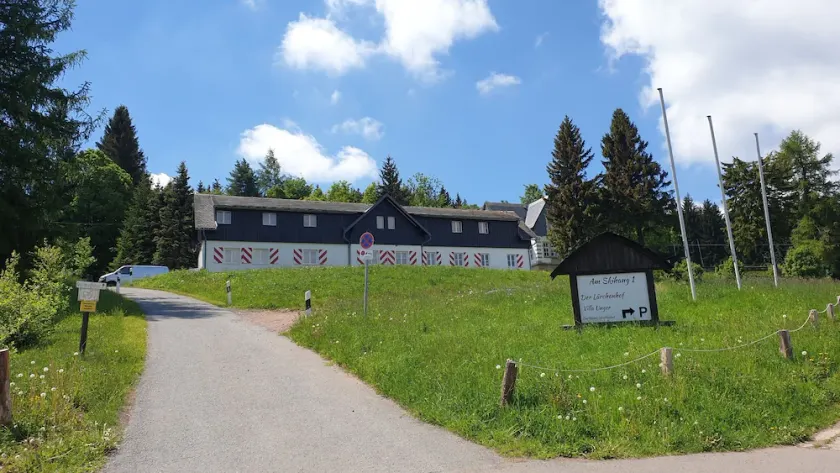Vacation home for 20 people, fireplace, sauna, 10 rooms, 10 bathrooms, very large, distant view - Image 1