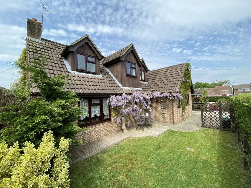 Stunning Rustic Home, New Forest National Park - Image 1