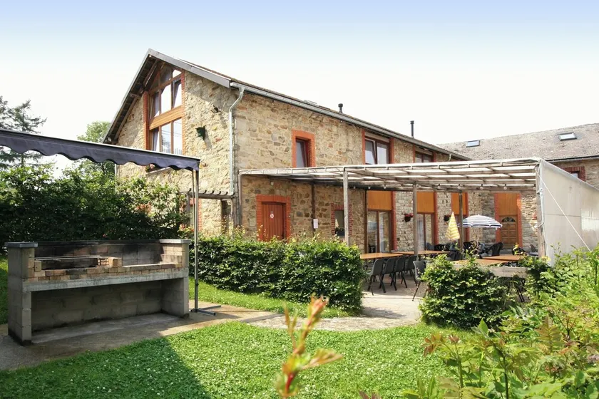 Renovated Farmhouse Quiet Location With Garden, Terrace, Ideal for Walks & Cycling - Image 1