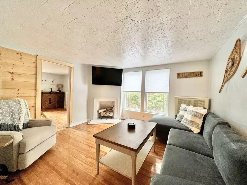 Beautifully Renovated Rustic Retreat Heart of Downtown Saranac Lake 3BR/2B - Image 1