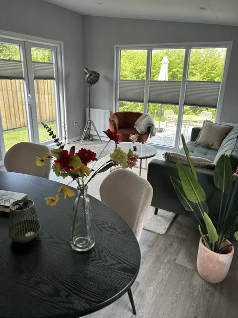 Nice and new cozy furnished chalet for 4 people, 800 meters from the beach. - Image 1