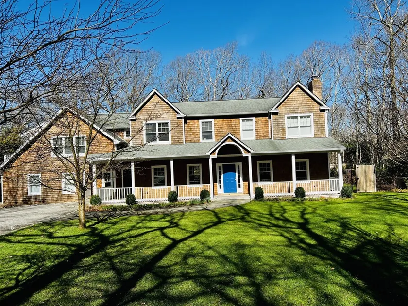 Private Spacious Family-Friendly Sag Harbor House w/ Pool; Close to Beach - Image 1