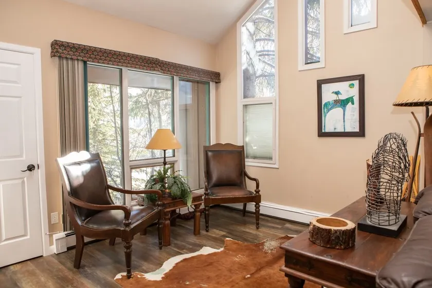 6 Chamonix Lane Townhouse - Image 1