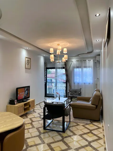 Appartement Meublé de 2 chambres a Odza - Image 1