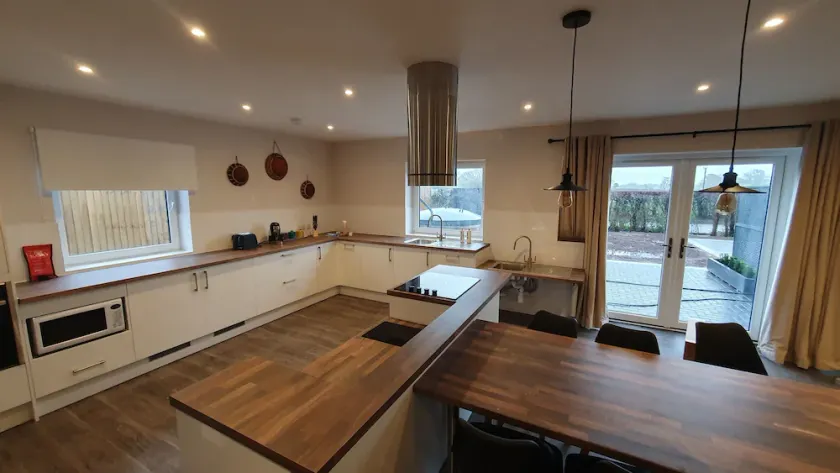 Luxury accessible holiday accommodation with a hot tub and hoists. - Image 1