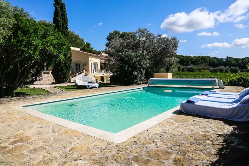 Bunden af ​​uafhængige villa på 50 m2 med adgang til swimmingpoolen, golfbold - Image 1