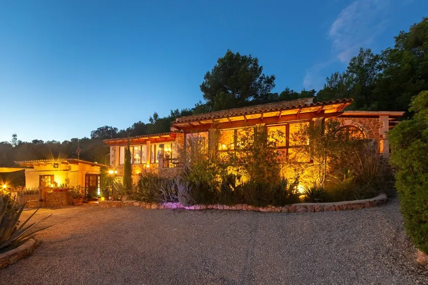 EXKLUSIV  Finca \"SES BRUXES\" für  4 Personen - Image 1