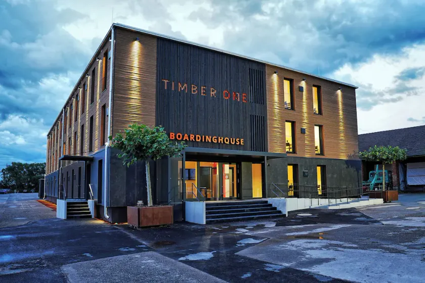Timber One Boardinghouse Dorfen - Image 1