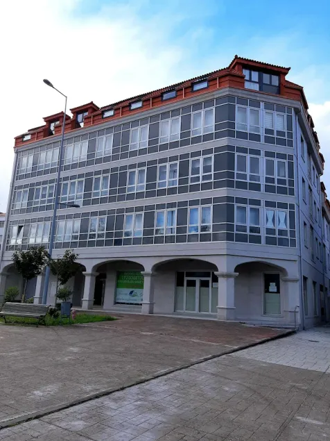 ENJOY YOUR HOLIDAYS IN THE PUERTO DE CARIÑO - Image 1