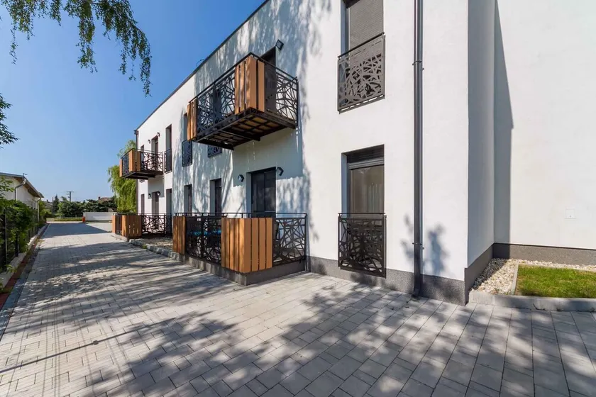 Holiday apartment New, modern furnished apartment with air conditioning, washing machine, dishwasher, WiFi - Image 1