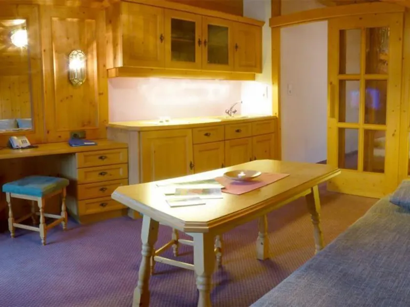Suite \"Schwalbennest\" f. 2-3 pers. - Pension Alpenhof - Feel-good pension - Image 1
