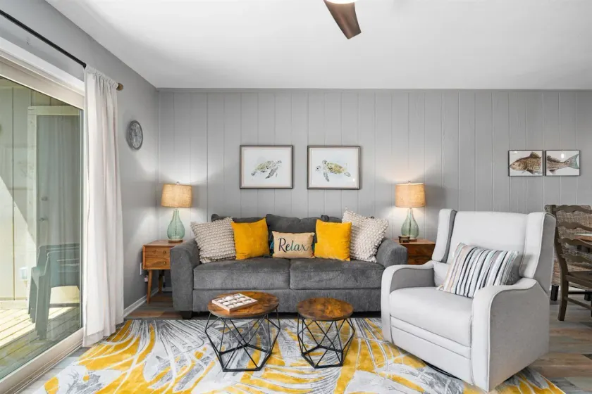 Bay House Condos by Miss Kitty’s - Image 1