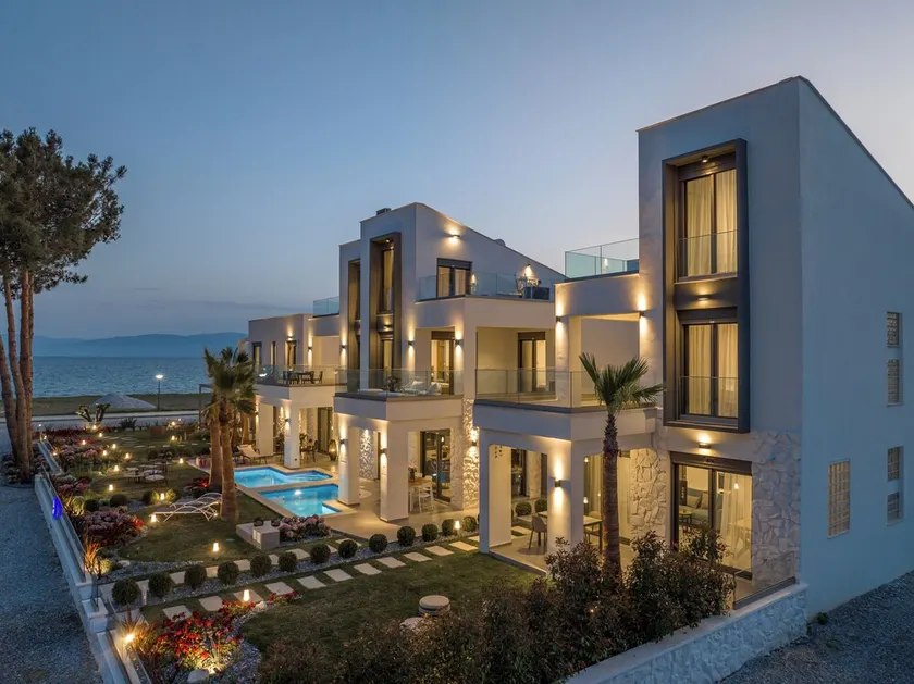 Sea Residence Complex - Image 1