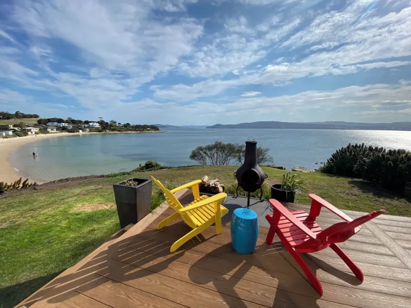 Total Beachfront, free bottle sparkling wine - Image 1