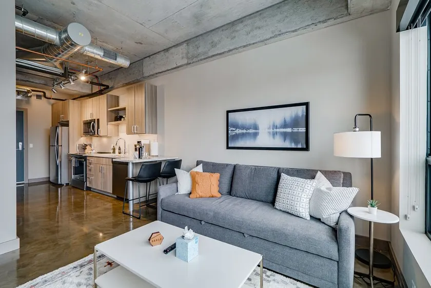 MINNeSTAY* Sable 703 | North Loop | Target Center - Image 1