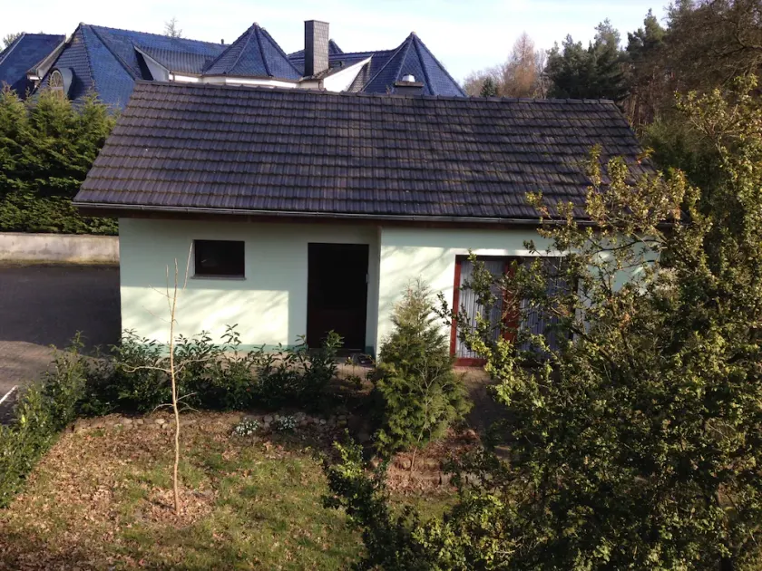 Cottage in the countryside - Image 1