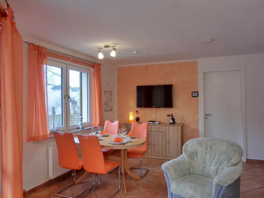 Apartment i16 - 2-room apartment close to the beach on the 1st floor for 3 persons, WLAN is included. - Image 1