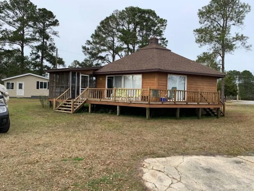 The Round House on Potato Creek at 1256 Quackenbush Road - Image 1