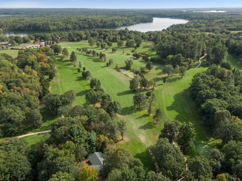 Private home on 18th hole of Beautiful Butternut Hills. 25 Minutes to Hayward! - Image 1