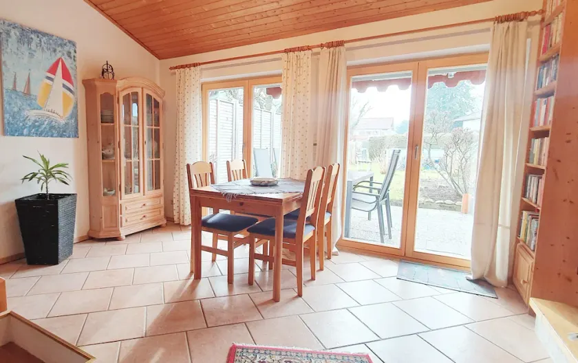 Vacation apartment 54 sqm, 1-3 pers., spacious terrace, swimming pool, sunbathing lawn - Image 1