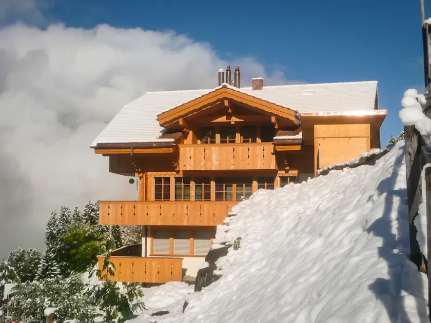 #Chalet Aberot ... HOLIDAY FLAT # 1 - BÄSTA PLATSEN OCH VISNINGAR I TOWN - Image 1
