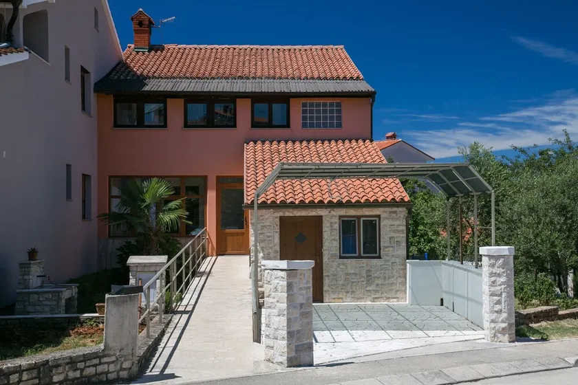 Cozy apartment only 500m from the beach - Image 1