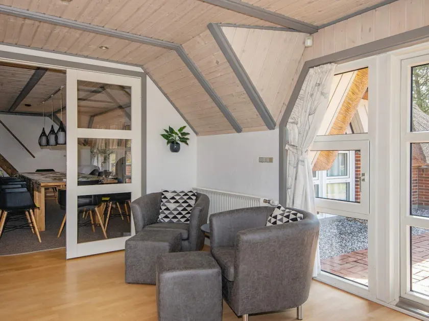 Luxury Retreat With Tennis - Image 1