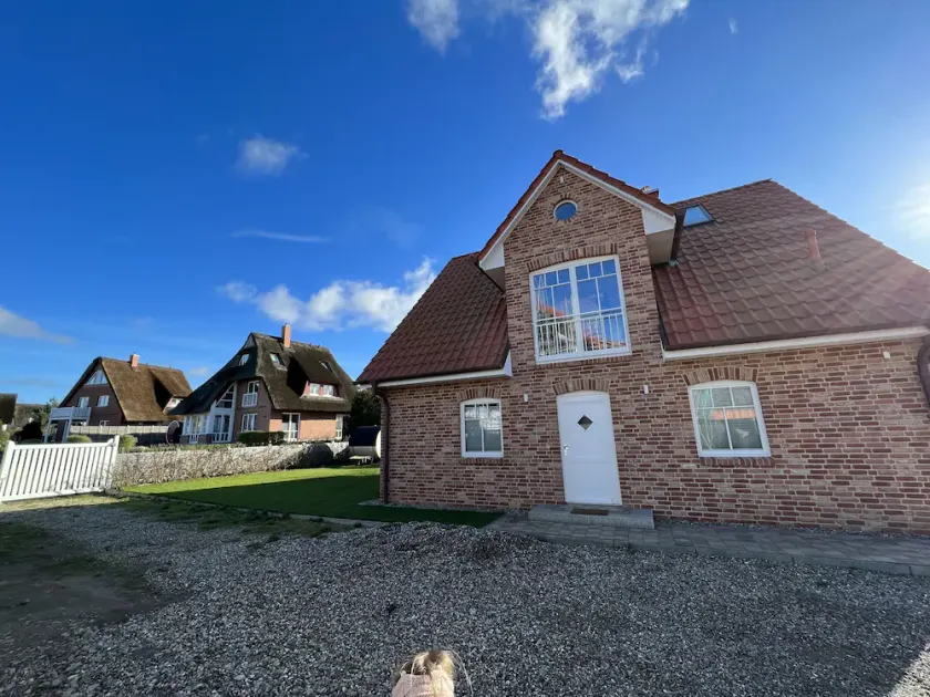 Spacious vacation home near the beach in a quiet location in Rosenhagen - Image 1