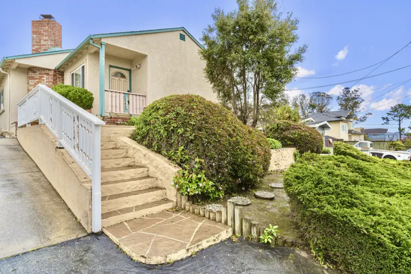 Experience the perfection of Half Moon Bay Oasis By Pillar Point Beach! - Image 1