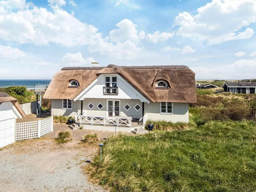12 person holiday home in Hirtshals-By Traum - Image 1