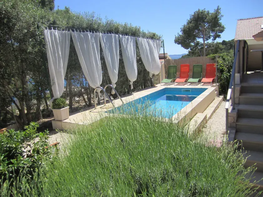 Villa med privat pool och havsutsikt 40 meter från havet - Image 1