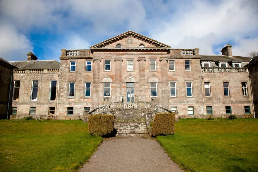 Mansion House For Your Party - Image 1