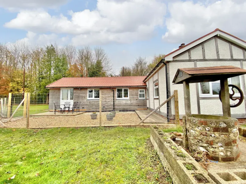 Alojamiento de 2 habitaciones en Winchester - Image 1