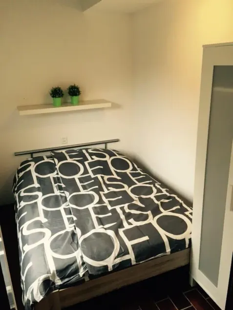 Maravilhosamente renovado em 2015 para 6 pessoas. evento. 8 com sofá-cama - Image 1