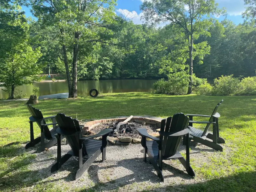 Banjo Bungalow Lakefront Kabine - Image 1