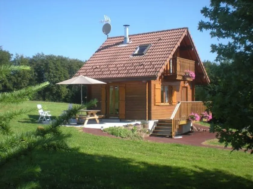 Cozy Chalet near Plombières-les-Bains - Ideal for Couples, Nature Trails, and Relaxing Spa Retreat - Image 1