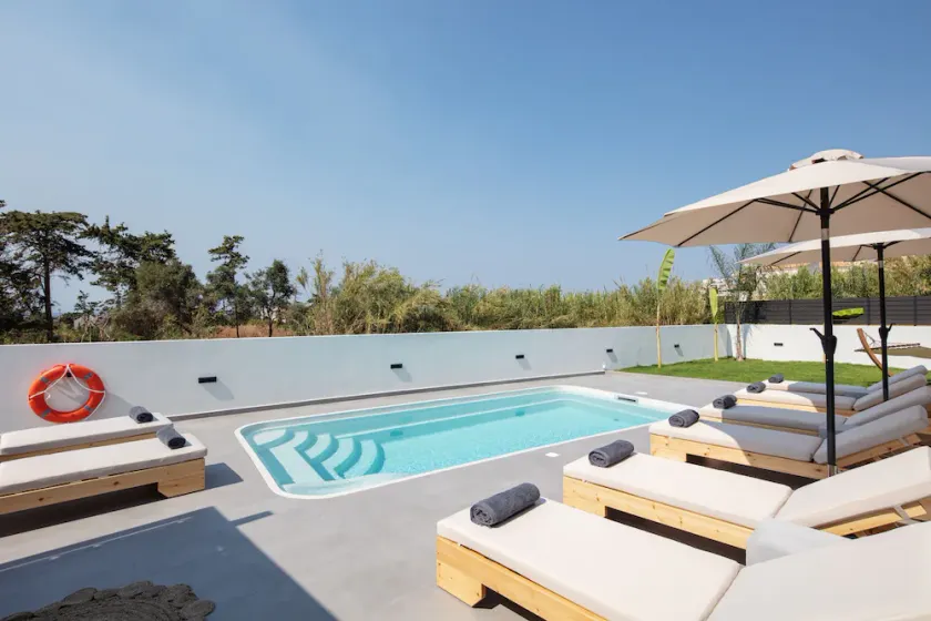 Horizon Luxury Villa - Image 1