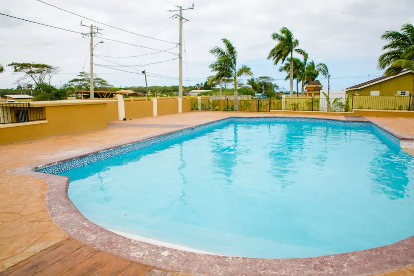 Dream Villa with Private Pool - Image 1