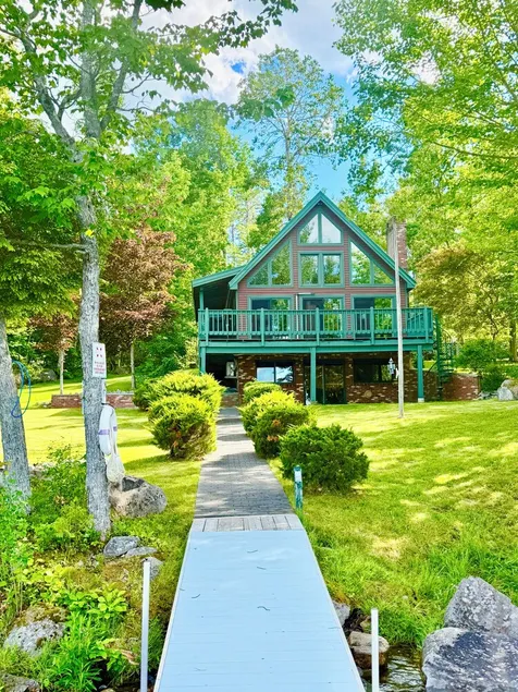 Schoodic Lake Lakefront Spectacular Views of Mount Katahdin Newer Home w / - Image 1