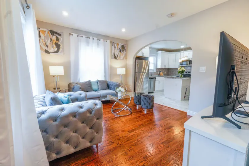 Faboulous and Cozy Apartment in Montclair, NJ - Image 1